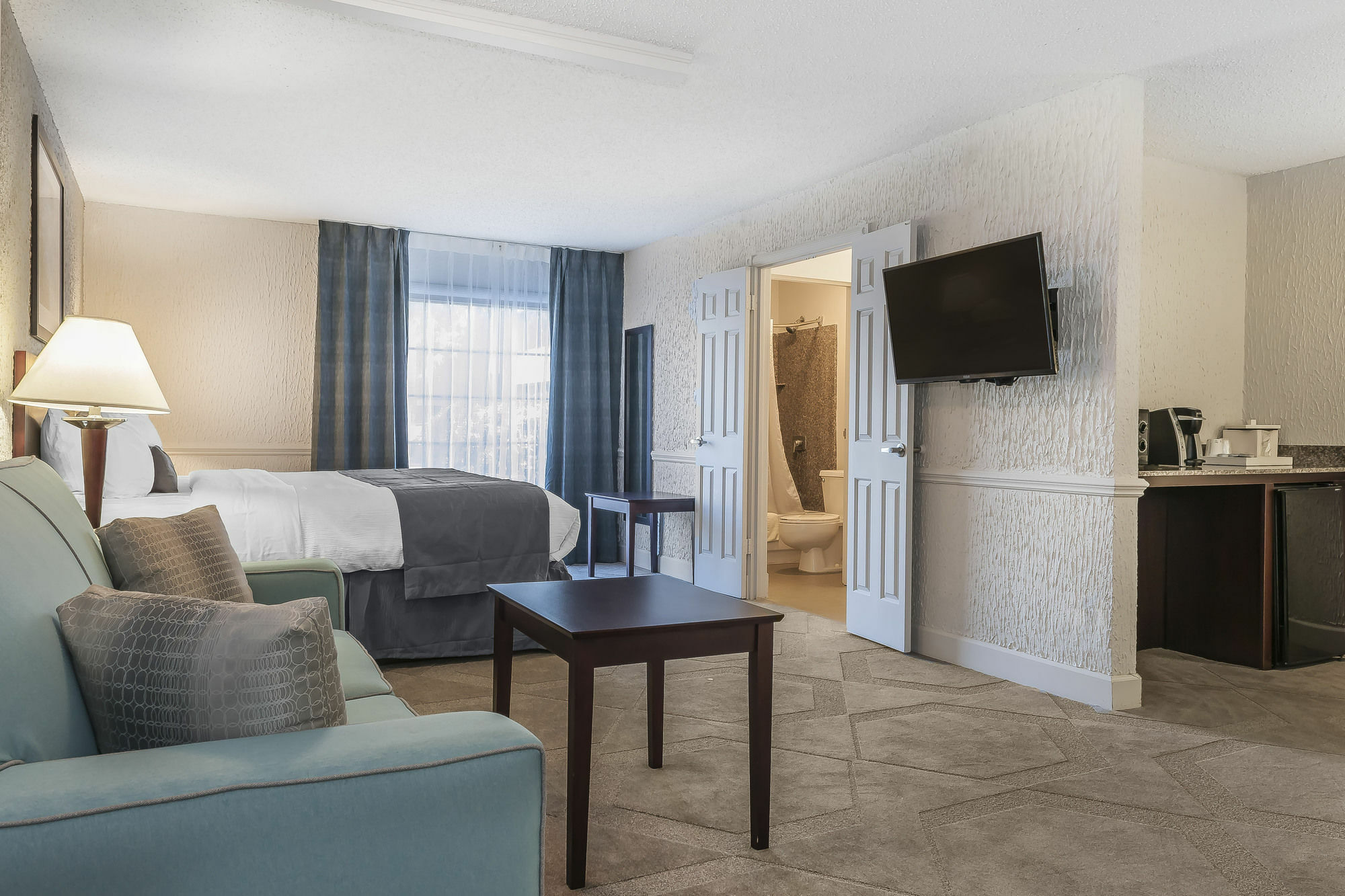 The Blu Hotel Blue Ash Cincinnati, Ascend Hotel Collection Экстерьер фото
